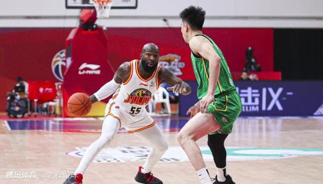 老太太立刻脱口道：你放心，这个位置，我会留给海龙。